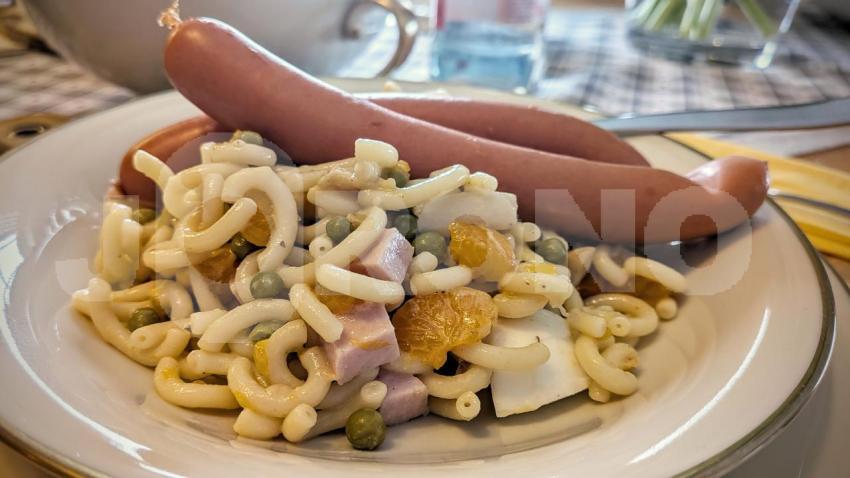 Bockwurst mit Nudelsalat